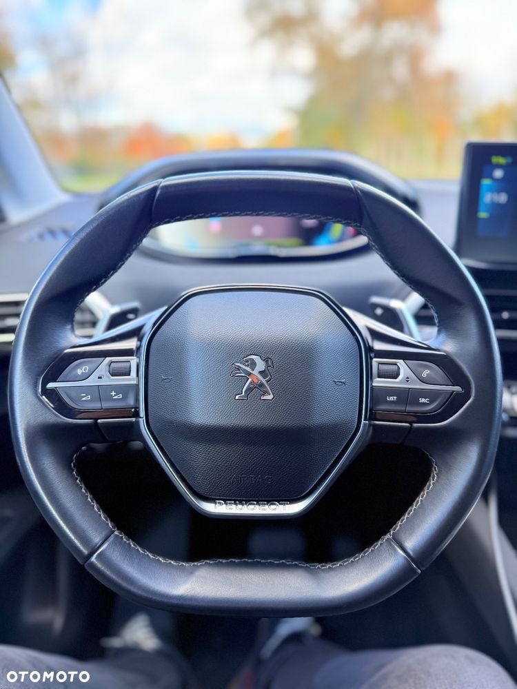 Peugeot 3008 1.6 PureTech Hybrid PHEV Allure Pack S&S EAT8 - 37