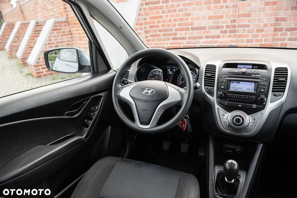 Hyundai ix20 - 23