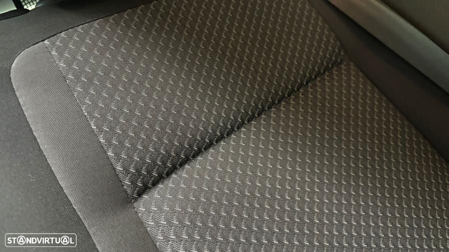 VW Passat Variant 1.6 TDI (BlueMotion ) DSG Trendline - 41