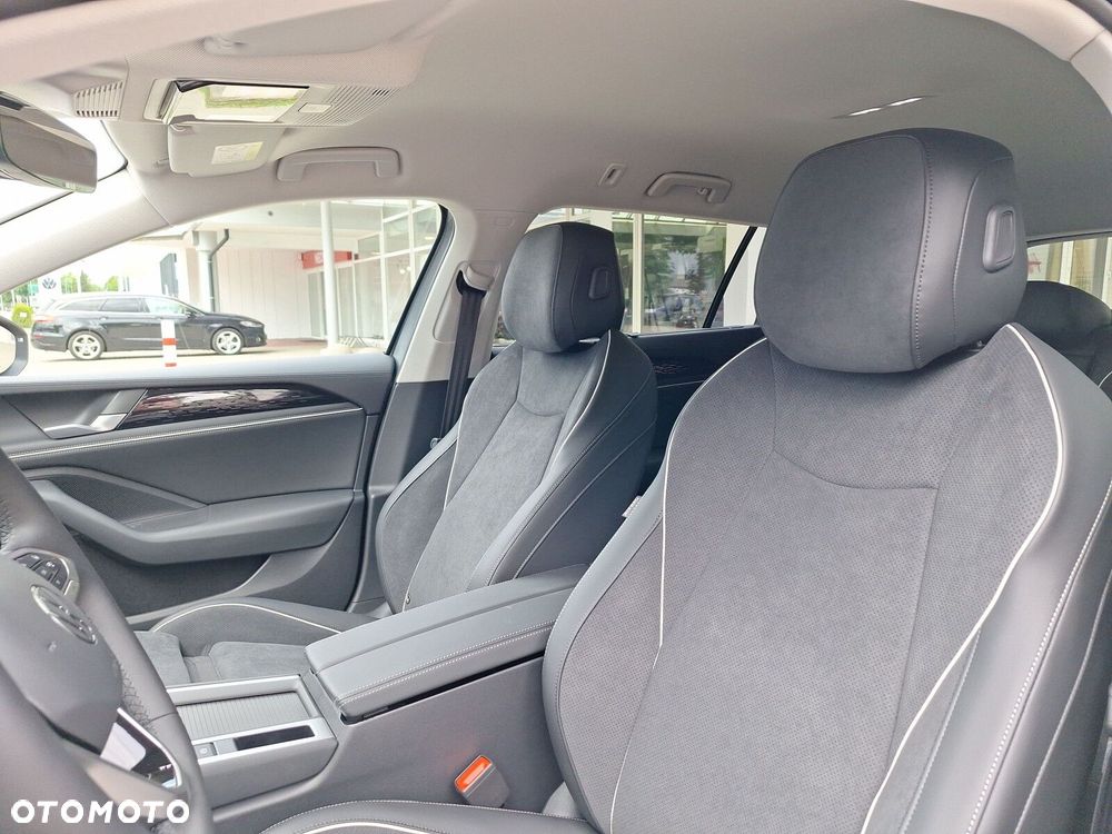 Volkswagen Passat - 11