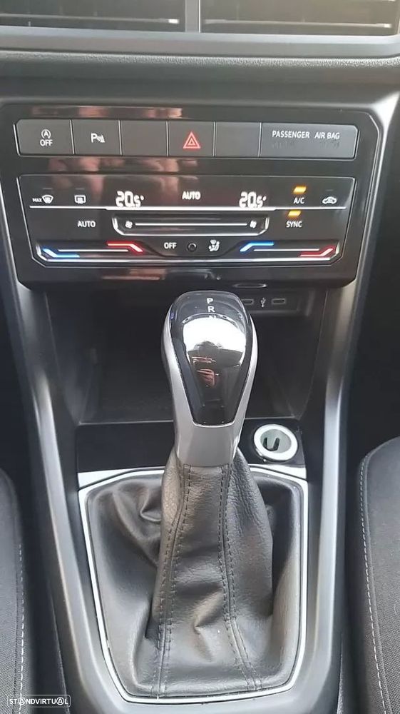 VW T-Cross 1.0 TSI Life DSG - 36