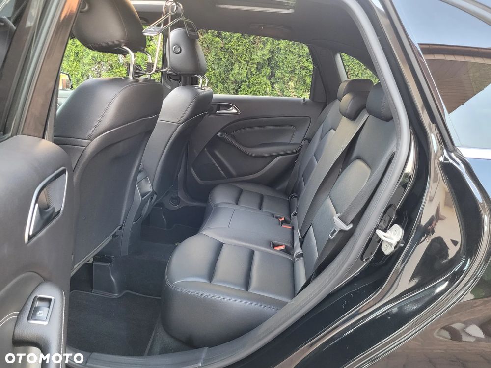 Mercedes-Benz Klasa B 180 CDI (BlueEFFICIENCY) 7G-DCT - 18
