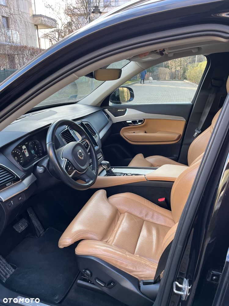 Volvo XC 90 D5 AWD Geartronic Inscription - 12