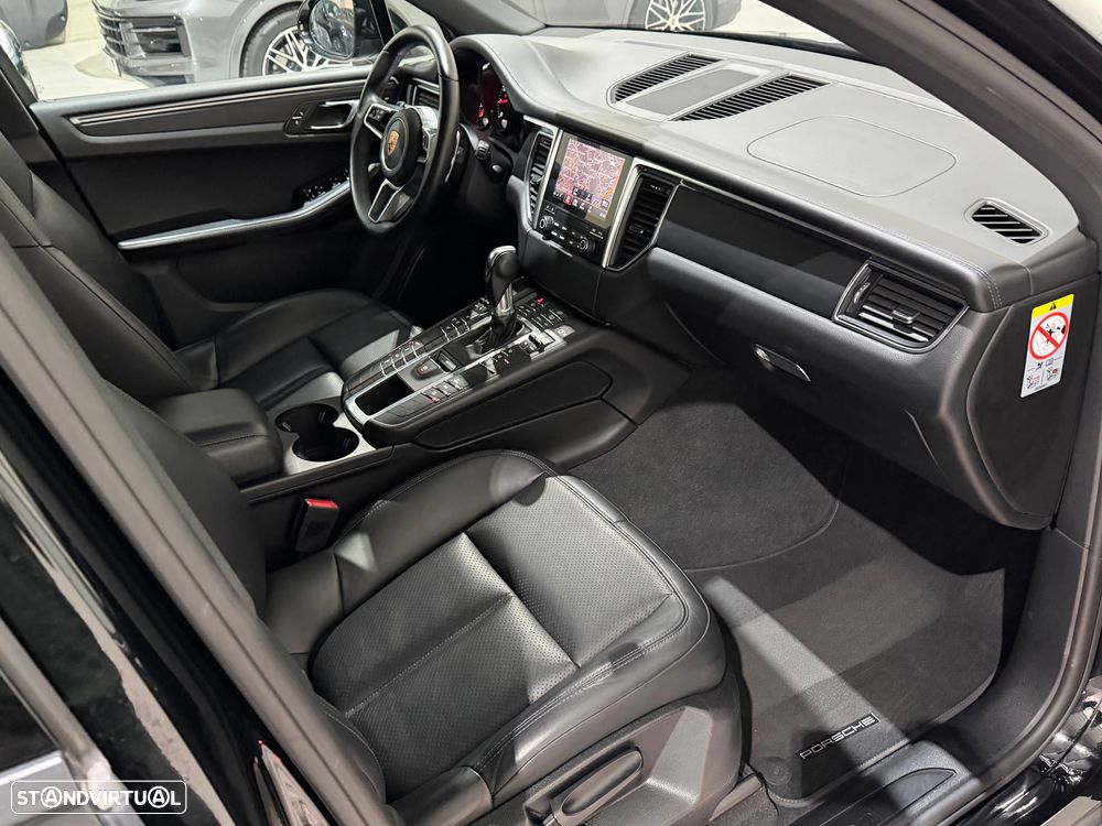 Porsche Macan Standard - 26