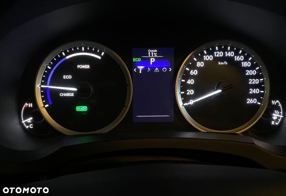 Lexus IS 250 Elegance - 10