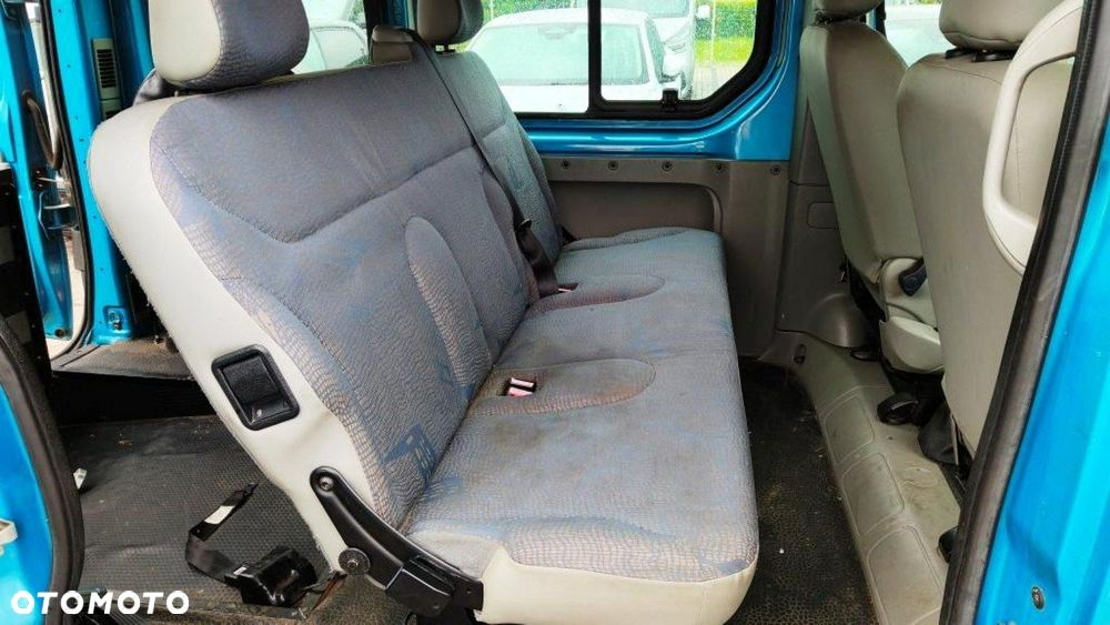 Renault Trafic - 12