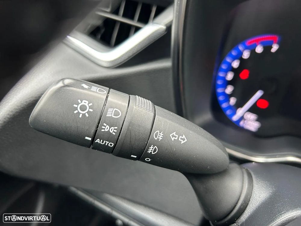 Toyota Corolla Touring Sports 1.8 Hybrid Comfort+P.Sport - 16