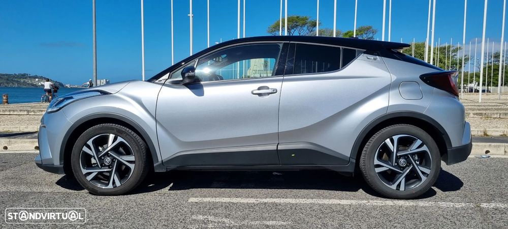 Toyota C-HR 2.0 Hybrid Square Collection - 2