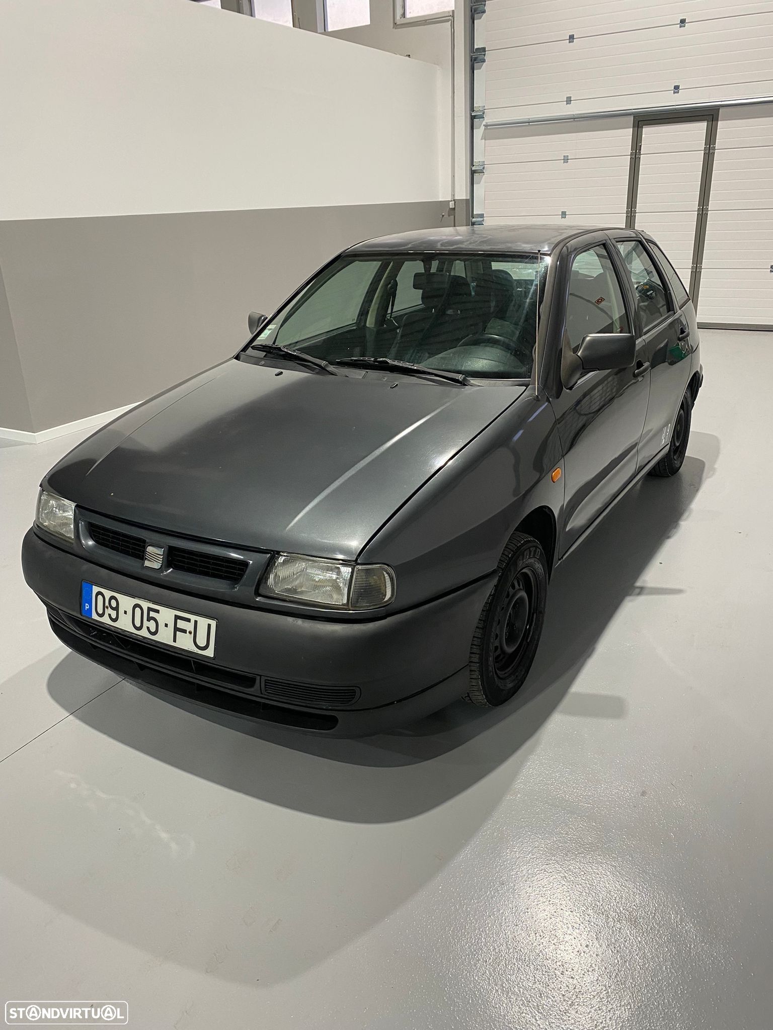 SEAT Ibiza 1.1i Collage - 1