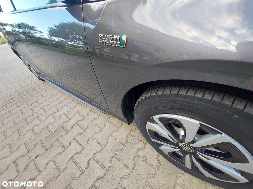 Toyota Prius Plug-in Hybrid Executive - 20