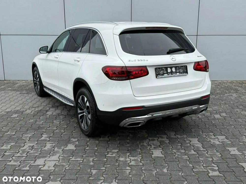 Mercedes-Benz GLC 220 d 4-Matic - 8