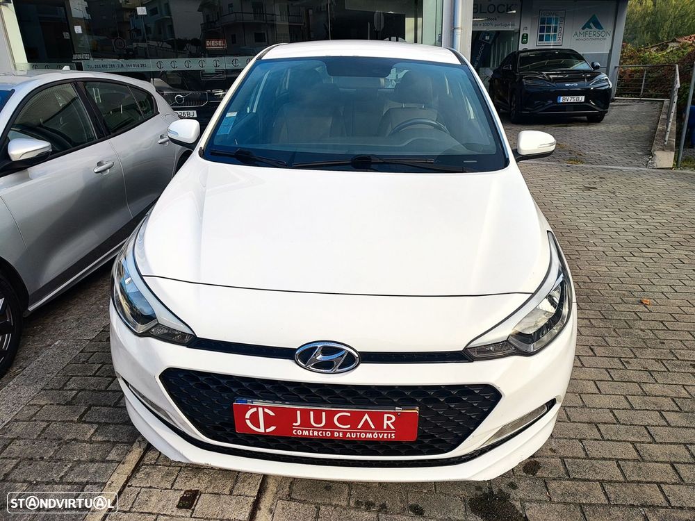 Hyundai i20 1.1 CRDi Access Plus - 2