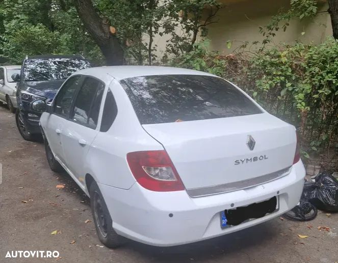 Renault Symbol - 2