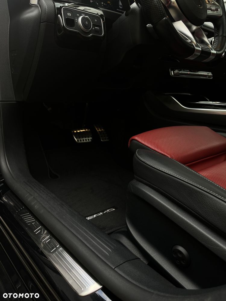 Mercedes-Benz Klasa A AMG 35 4Matic AMG Speedshift DCT 7G - 32