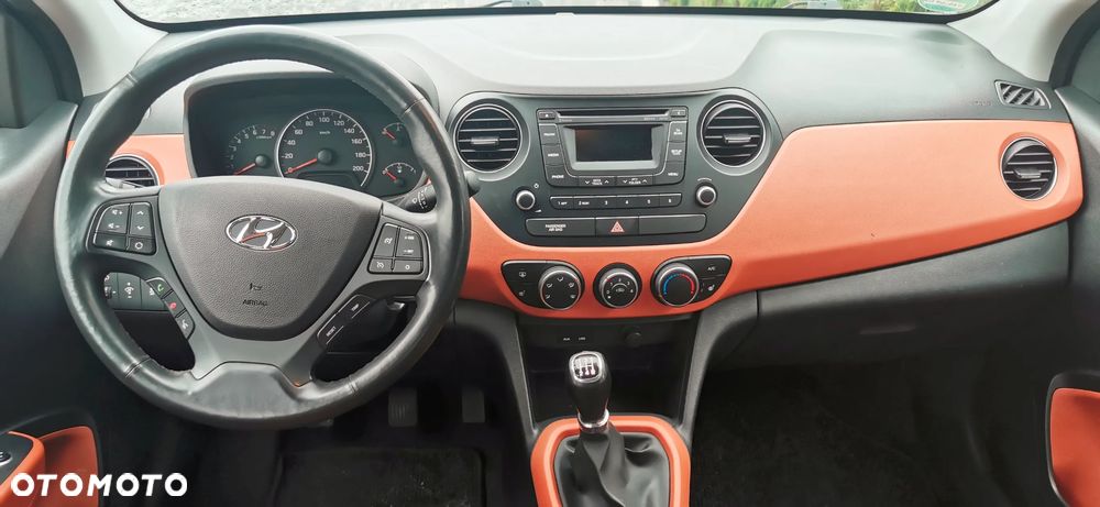 Hyundai i10 1.2 Fifa World Cup Edition - 15