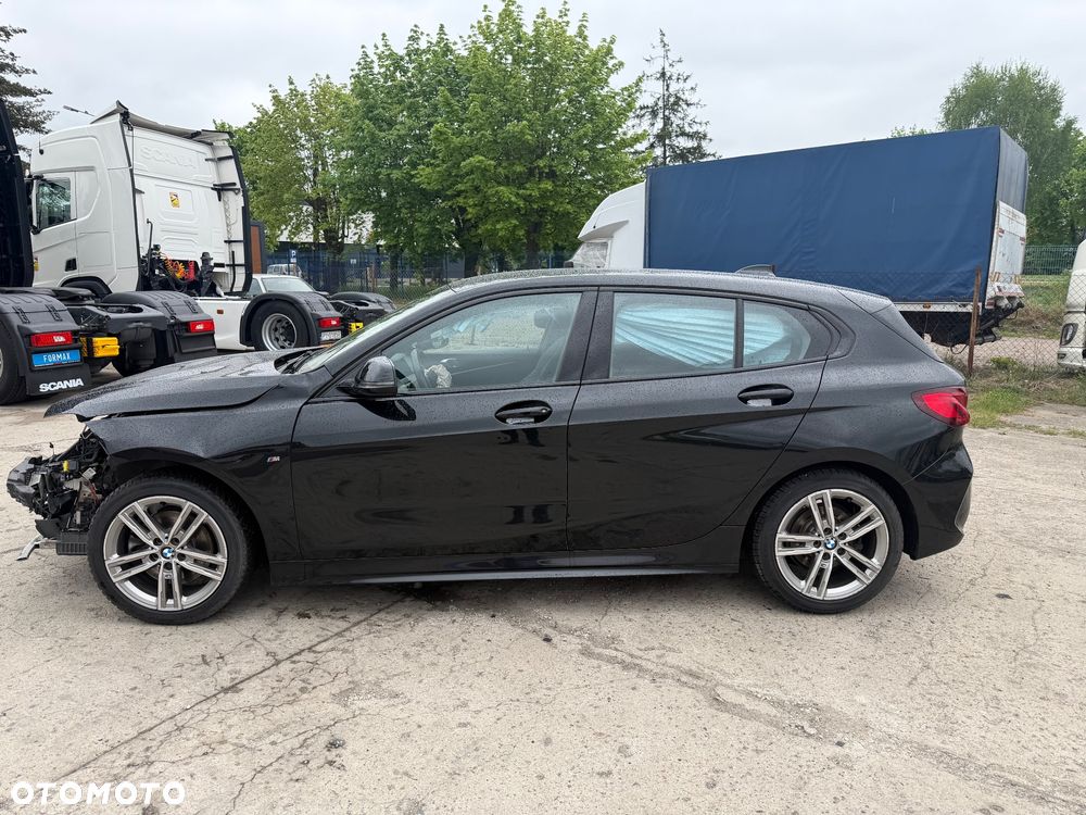 BMW Seria 1 118d Edition M Sport Shadow - 15
