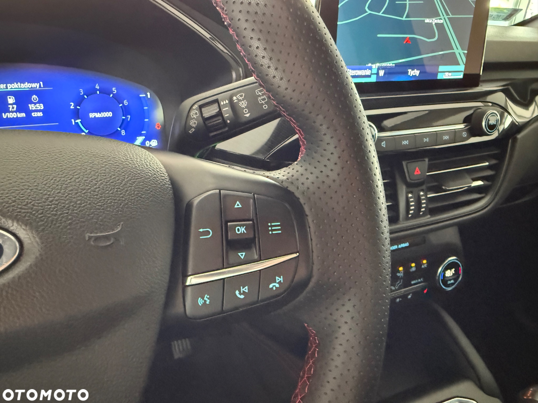 Ford Kuga 1.5 EcoBoost FWD ST-Line - 26