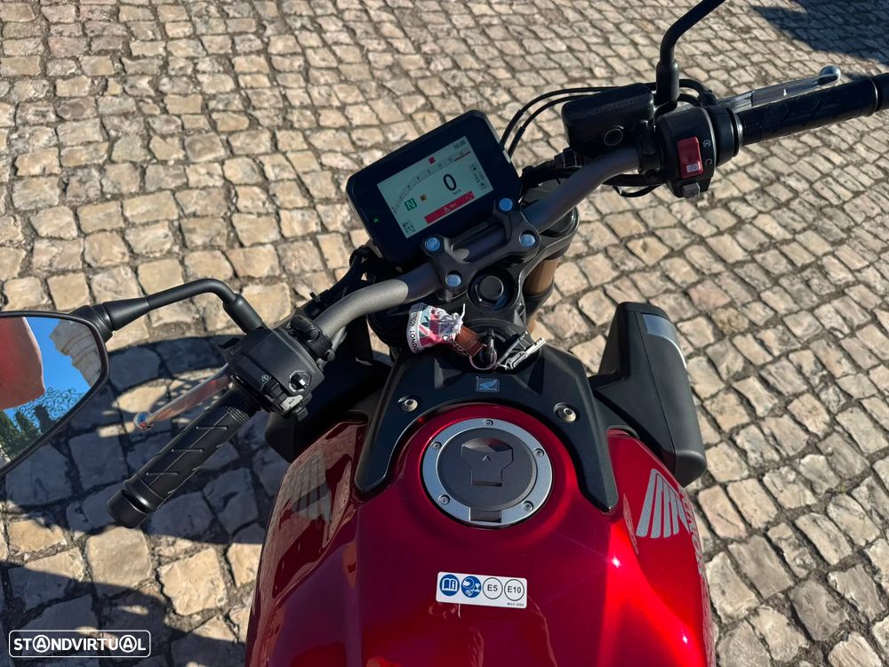 Honda CB CB650R - 4