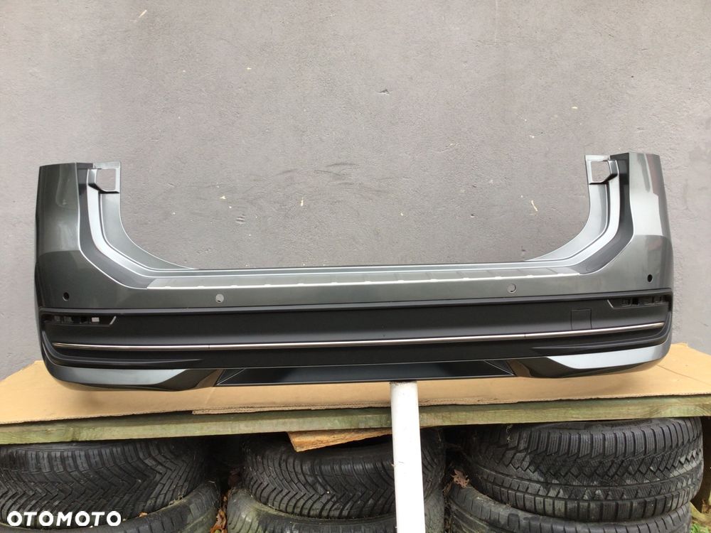 Zderzak tylny VW Passat B9 3J0 kombi pod Hak