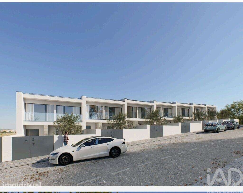 Casa / Villa T3 em Gondomar (São Cosme), Valbom e Jovim de 147,00 m2 - Grande imagem: 2/4