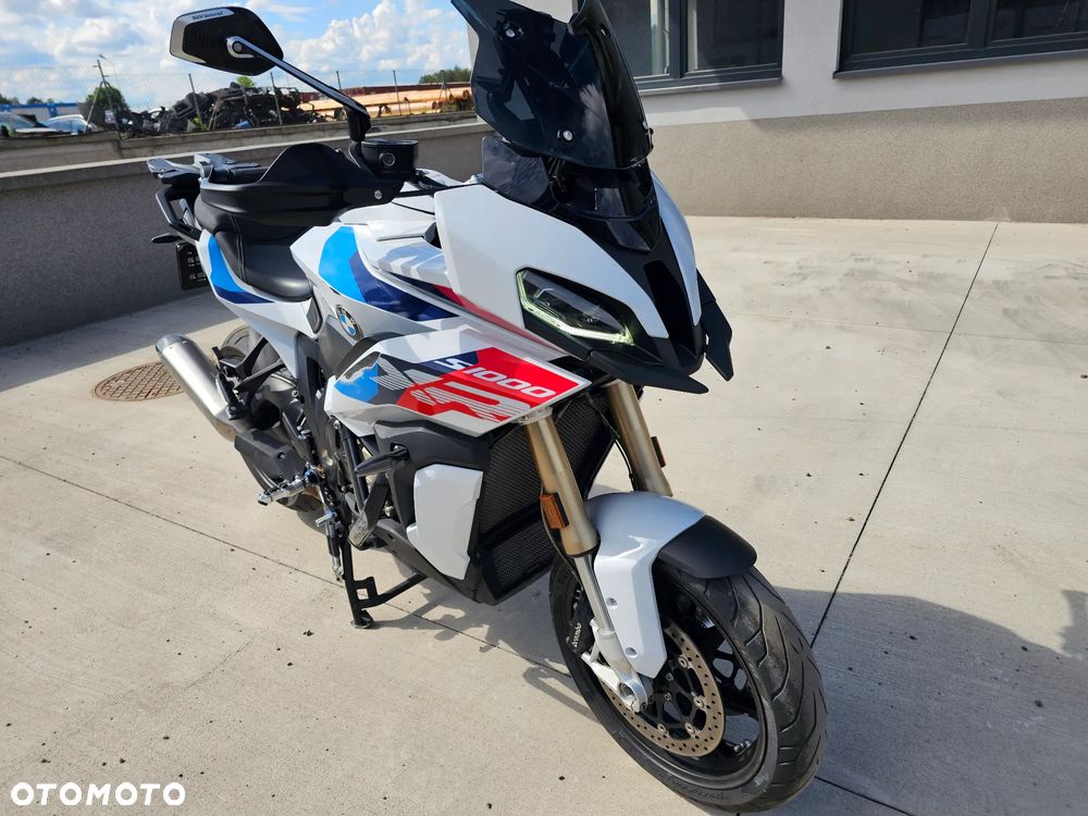 BMW XR - 23