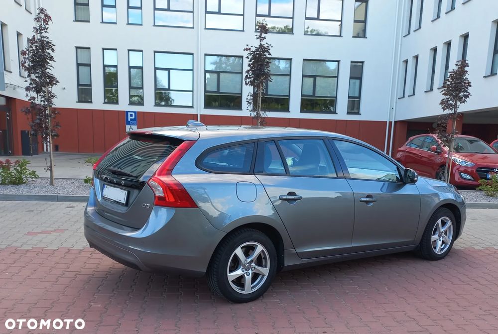 Volvo V60 D3 Drive-E Dynamic Edition (Kinetic) - 21