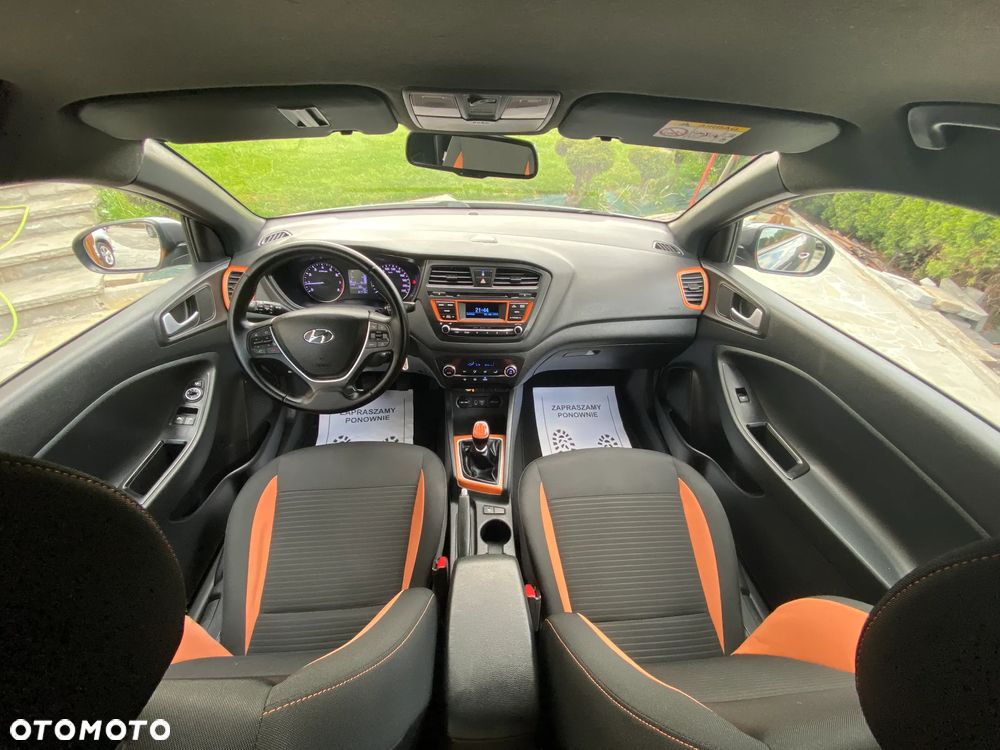 Hyundai i20 - 13