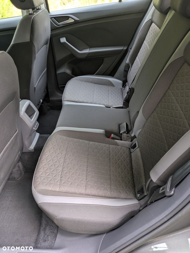 Volkswagen T-Cross - 26
