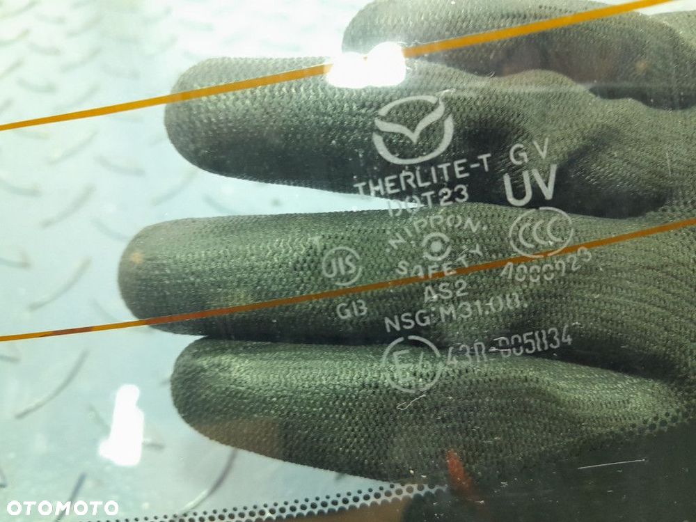 MAZDA 6 III GJ SEDAN SZYBA TYLNA TYŁ KAROSERYJNA - 2