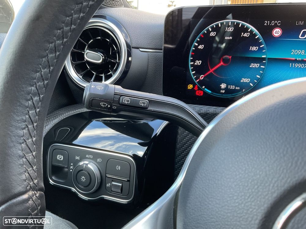 Mercedes-Benz CLA 180 d Shooting Brake Business Solutions - 36