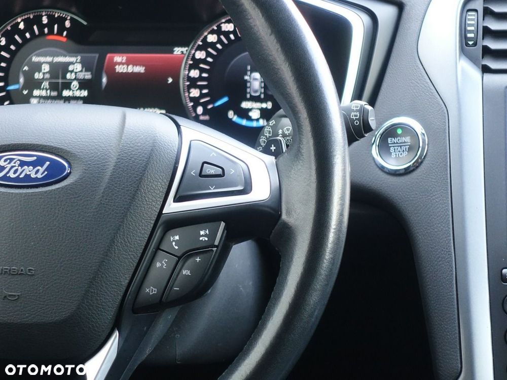 Ford Mondeo 2.0 EcoBlue Titanium - 24