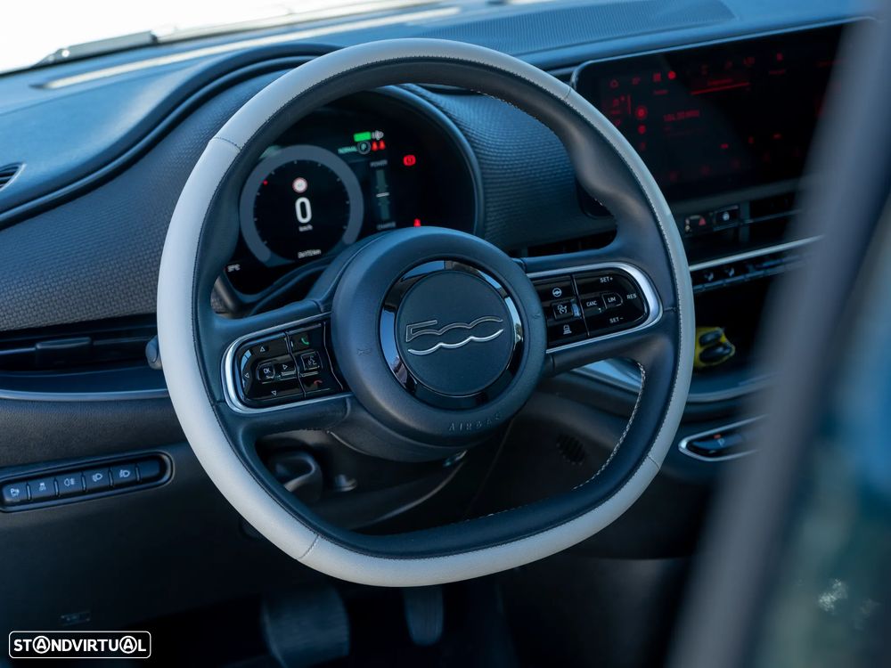 Fiat 500e C La Prima - 16