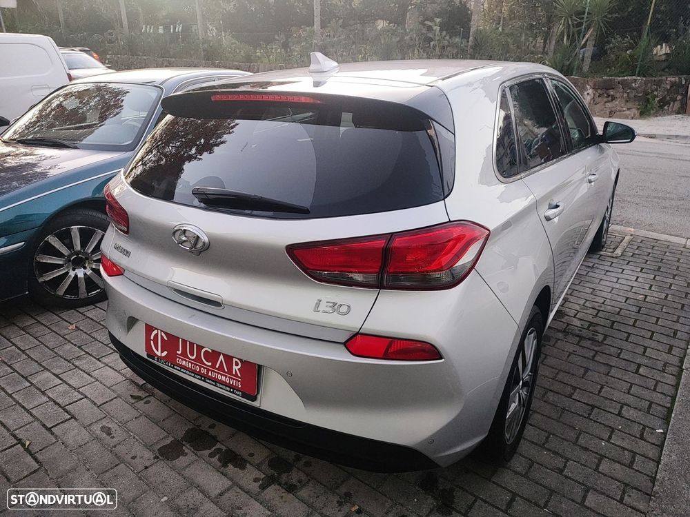 Hyundai i30 1.6 CRDI STyle - 6