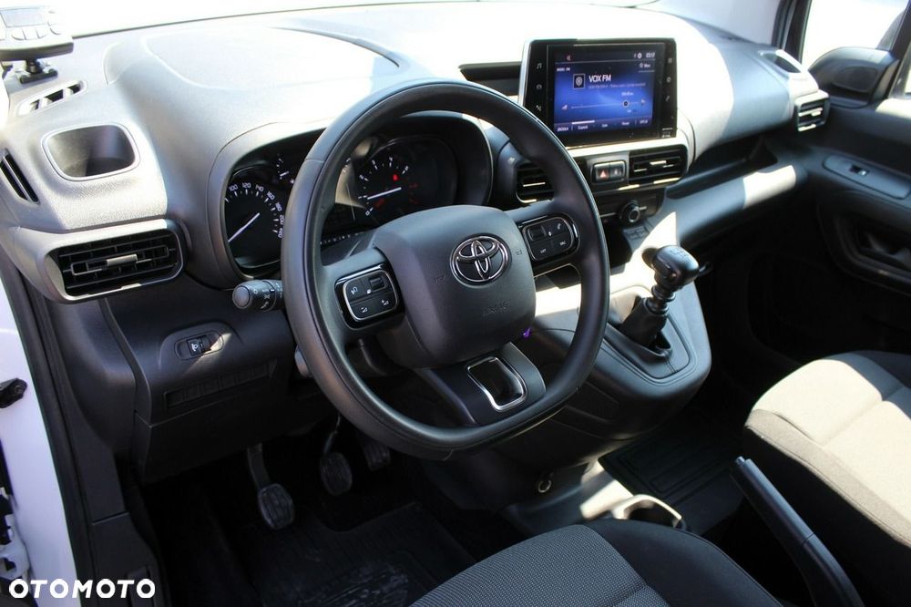 Toyota Proace City - 11