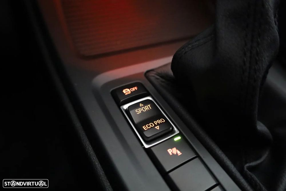 BMW X1 18 d sDrive Auto Advantage - 38