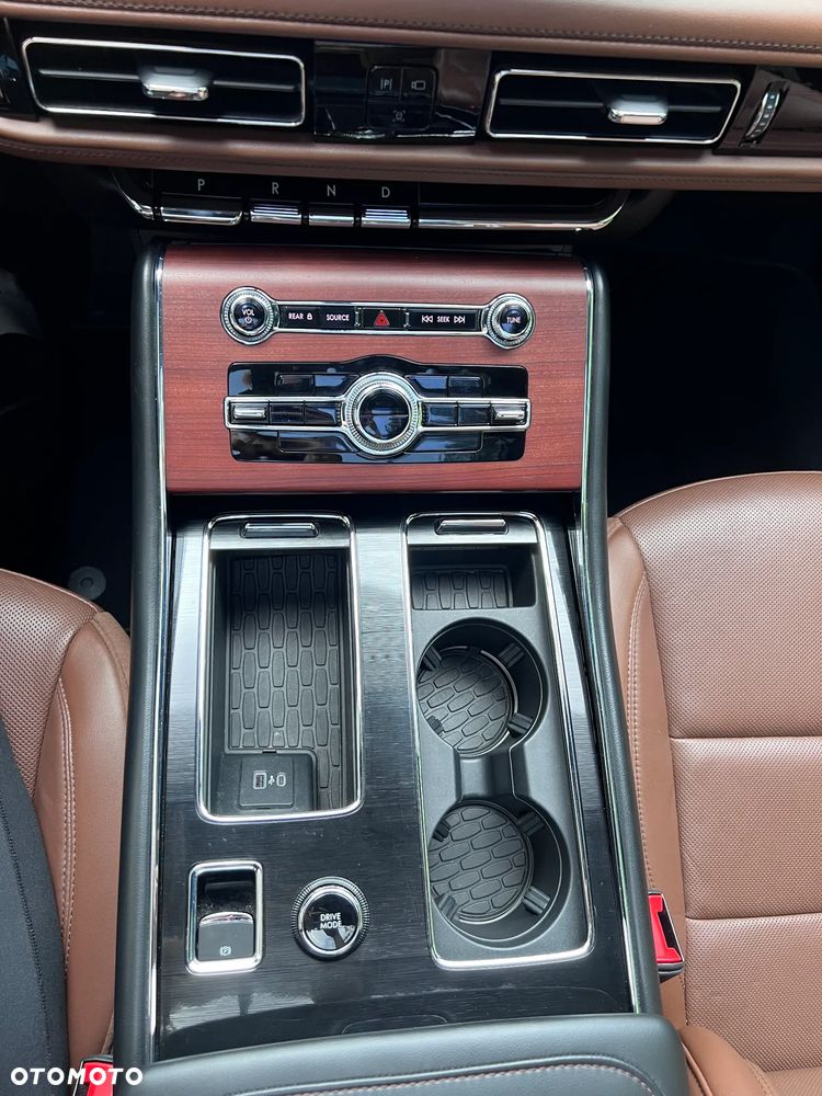Lincoln Aviator - 24