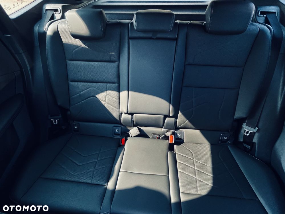 BMW X1 sDrive20i mHEV - 6