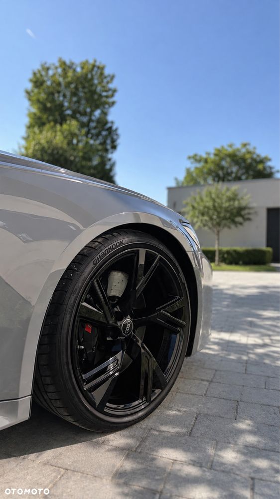 Audi RS6 Avant - 5