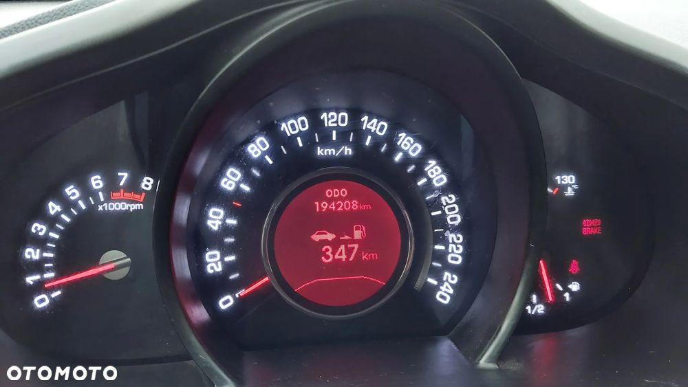 Kia Sportage 2.0 CVVT 4WD Vision - 29