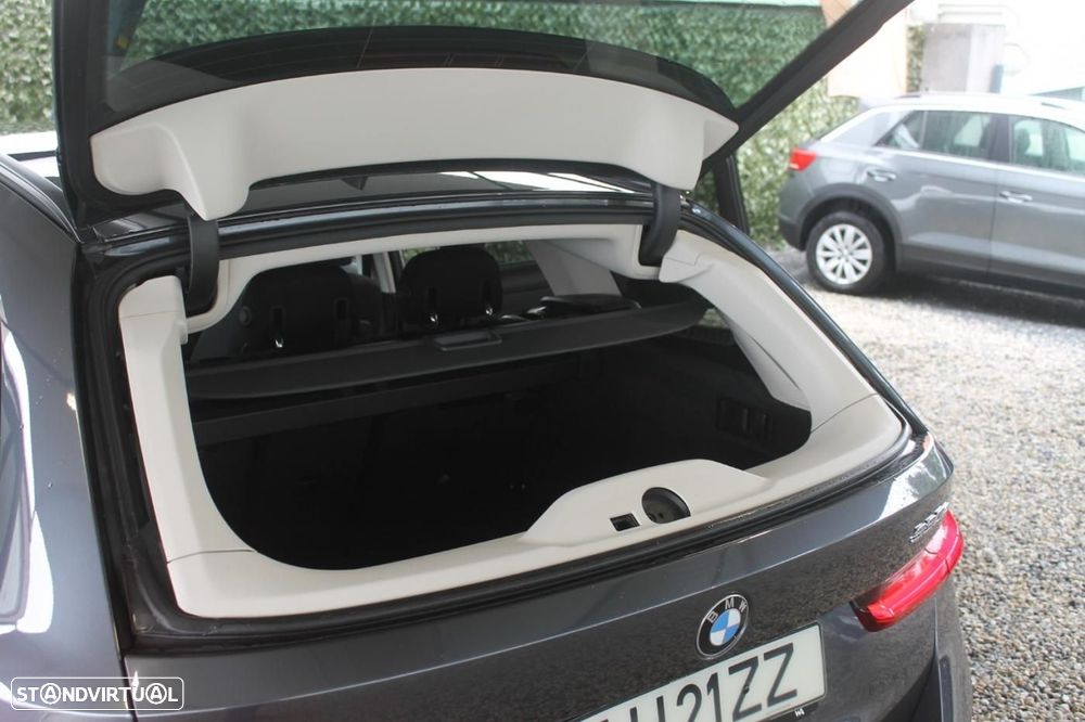 BMW 330 e Corporate Edition Auto - 49