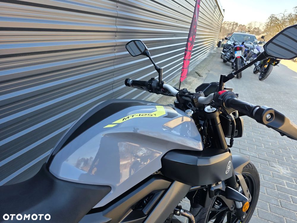 Yamaha MT - 11