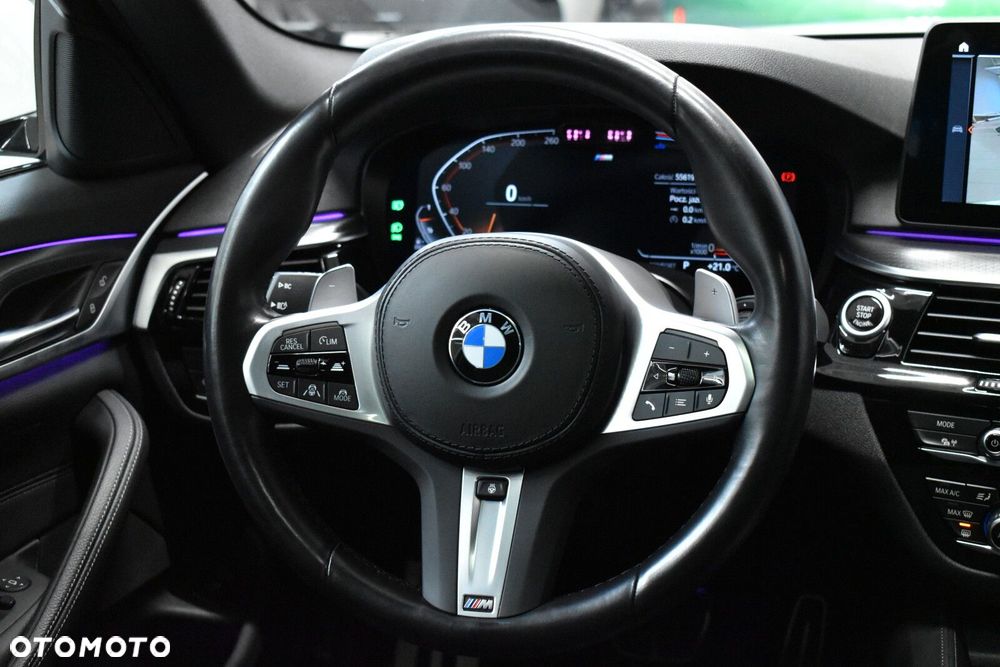 BMW Seria 5 520d mHEV M Sport sport - 16