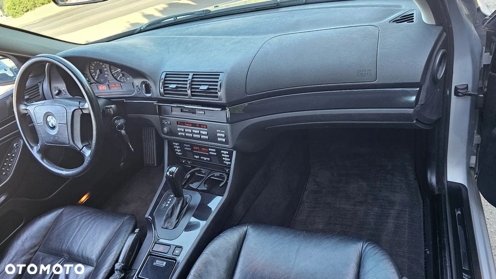 BMW Seria 5 - 23