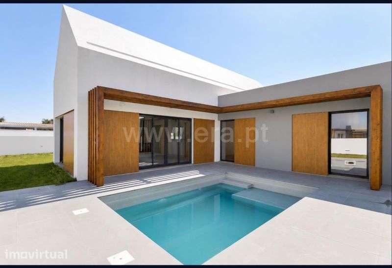 Moradia Nova T3 c/ Piscina, Santo Estêvão  / Benavente - Grande imagem: 4/11