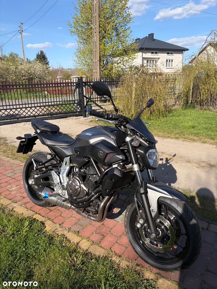 Yamaha MT - 2