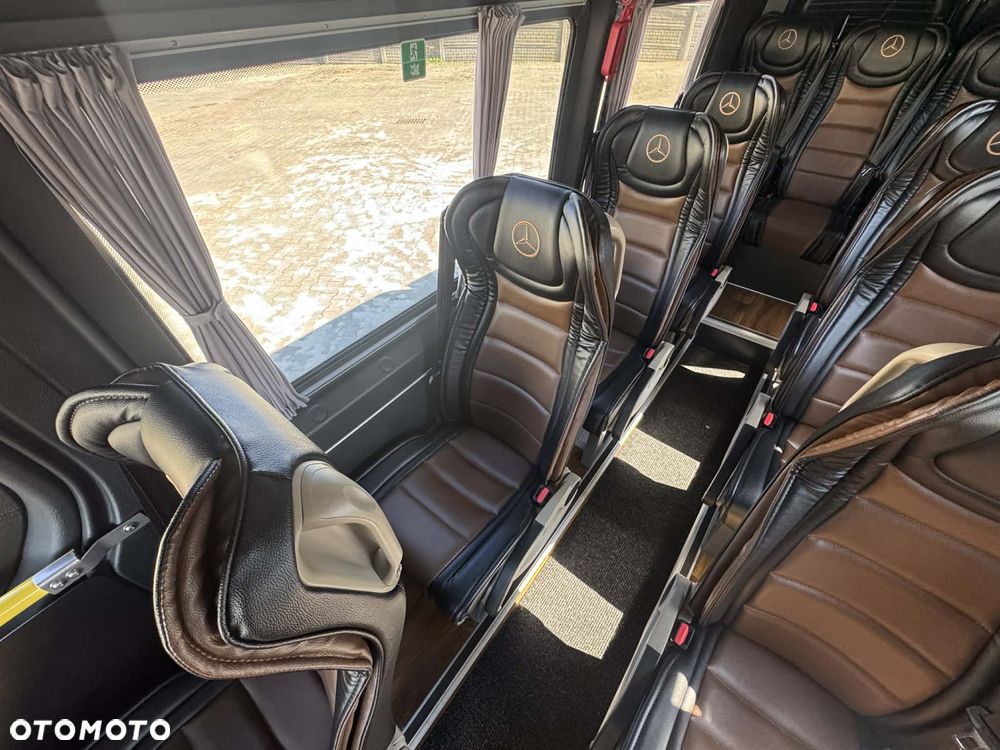 Mercedes-Benz Sprinter 519 - 15