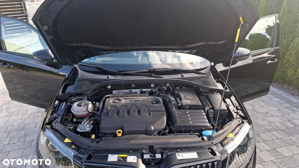 Skoda Octavia 2.0 TDI (Green tec) DSG RS - 32