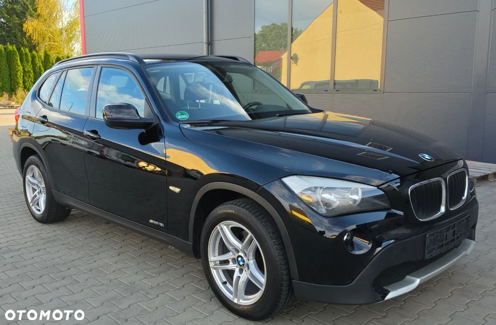 BMW X1 sDrive18i xLine - 8