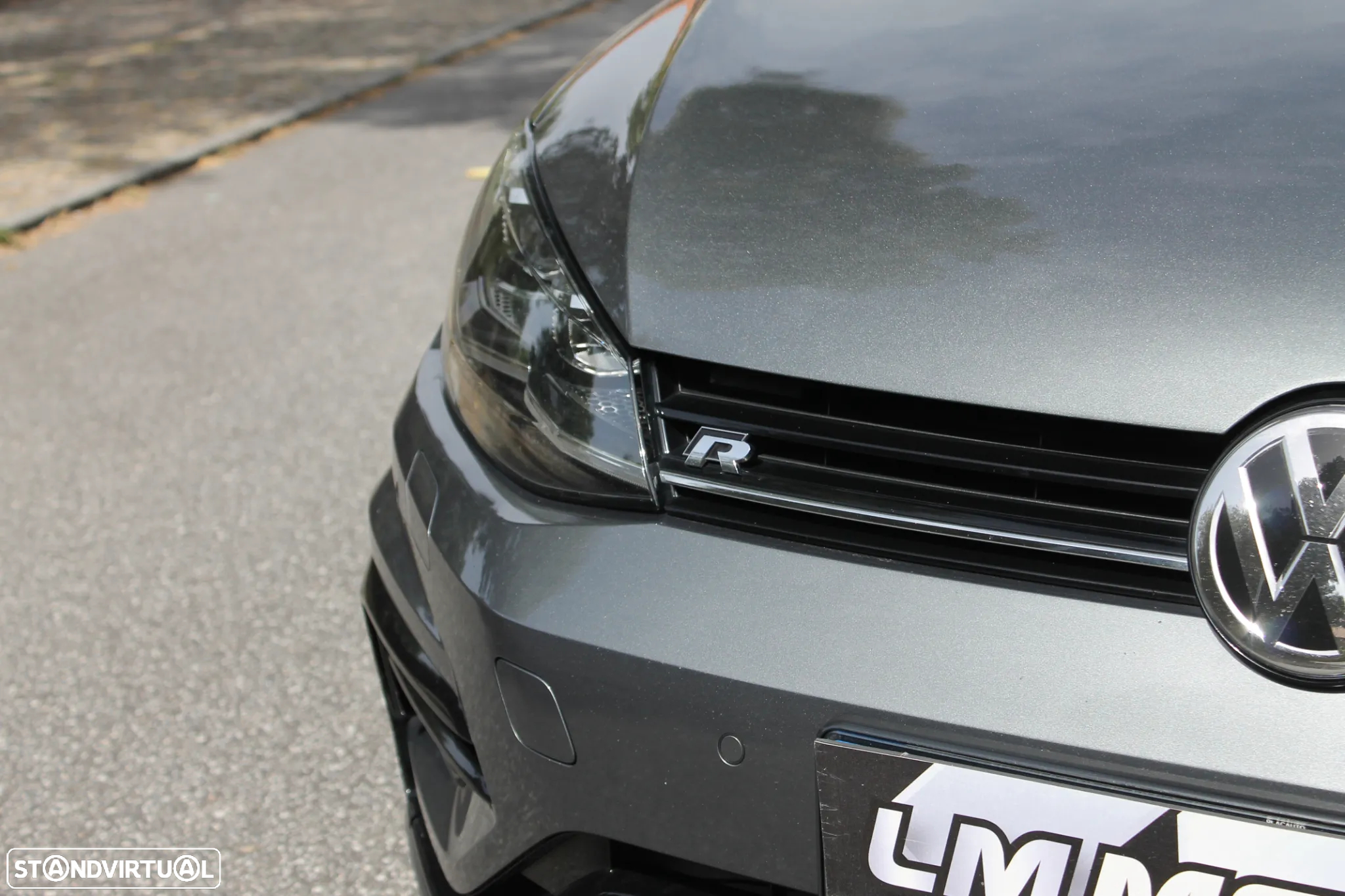 VW Golf R 4Motion (BlueMotion ) DSG - 16