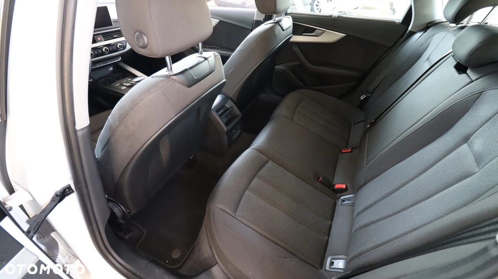 Audi A4 Avant - 24